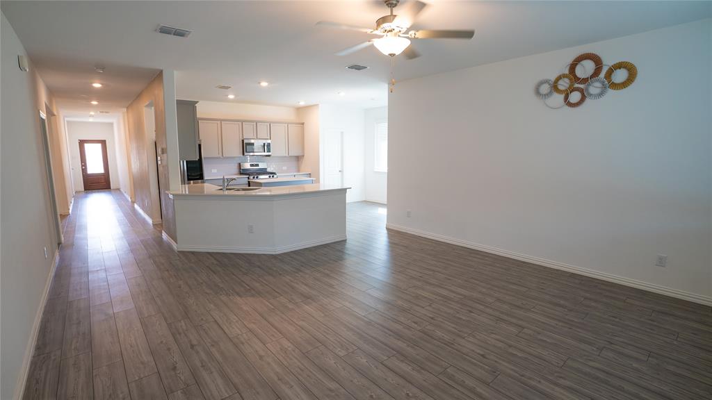 7109 Dandelion Road McKinney, TX 75071 - Photo 6 of 19 Gallery Image 6