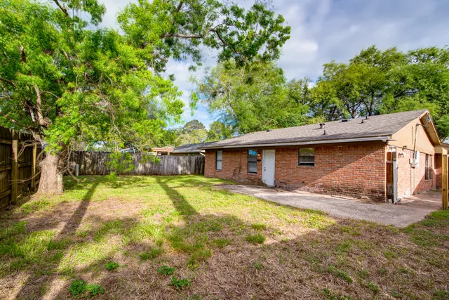 a view of backyard of house