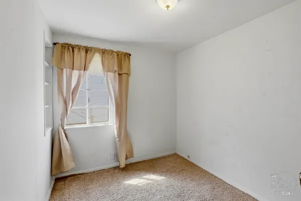 $114,900 | 1055 South 4th Avenue, Kankakee, IL 60901
