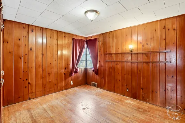 $114,900 | 1055 South 4th Avenue, Kankakee, IL 60901