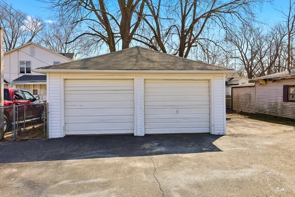 $114,900 | 1055 South 4th Avenue, Kankakee, IL 60901