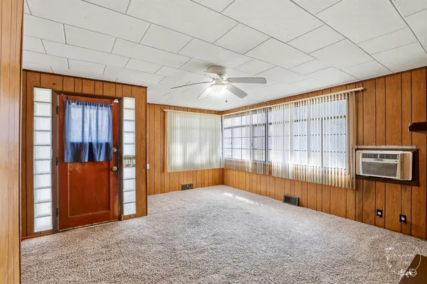 $114,900 | 1055 South 4th Avenue, Kankakee, IL 60901