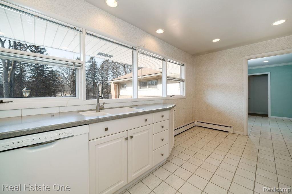 29990 Westgate Road Farmington Hills, MI 48334 - Photo 19 of 31