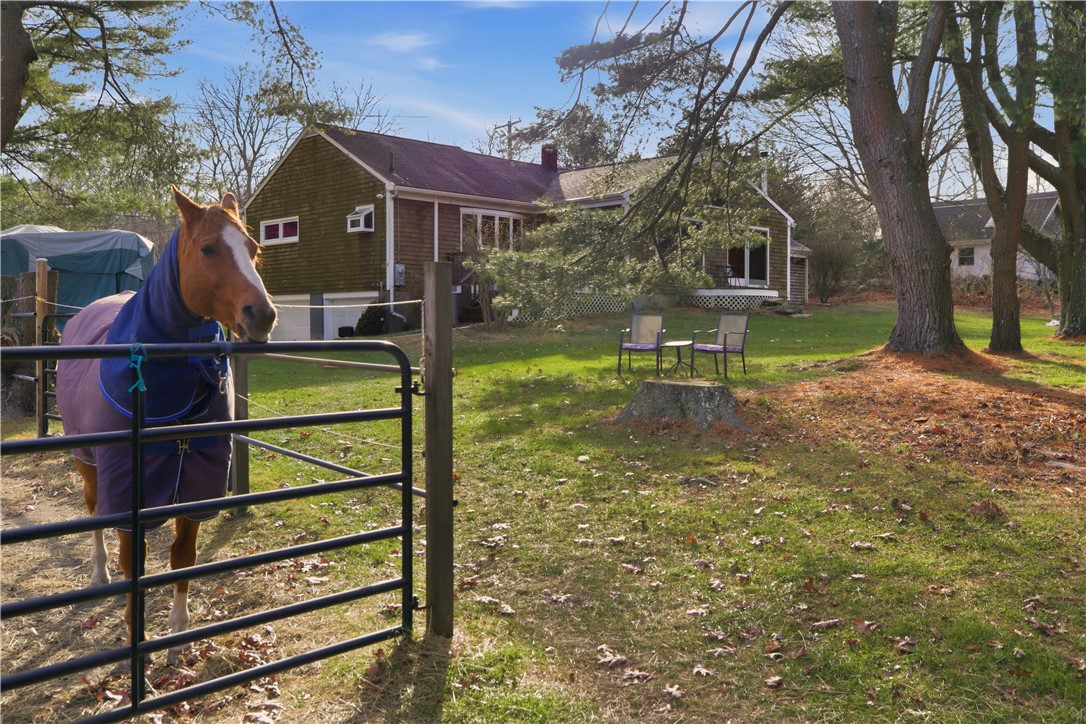 1282 E Road Tiverton, RI 02878 - Photo 38 of 50