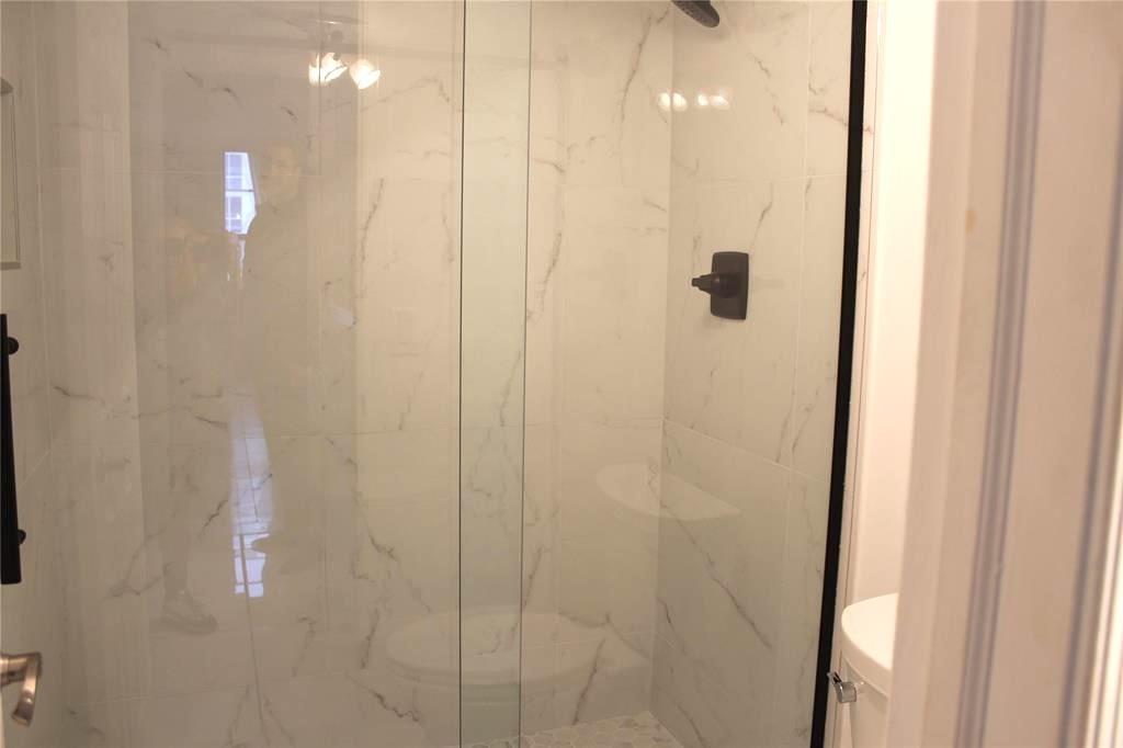 1000 South Ocean Boulevard, Unit 11K Pompano Beach, FL 33062 - Photo 16 of 25 a bathroom with a shower