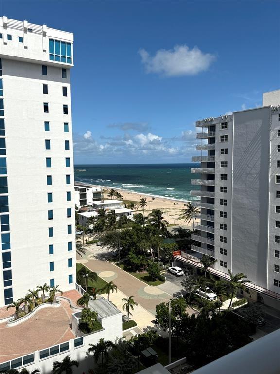 1000 South Ocean Boulevard, Unit 11K Pompano Beach, FL 33062 - Photo 3 of 25 a view of a city