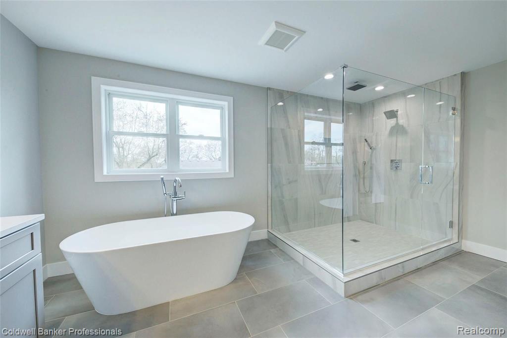 4101 Buckingham Road Royal Oak, MI 48073 - Photo 35 of 82