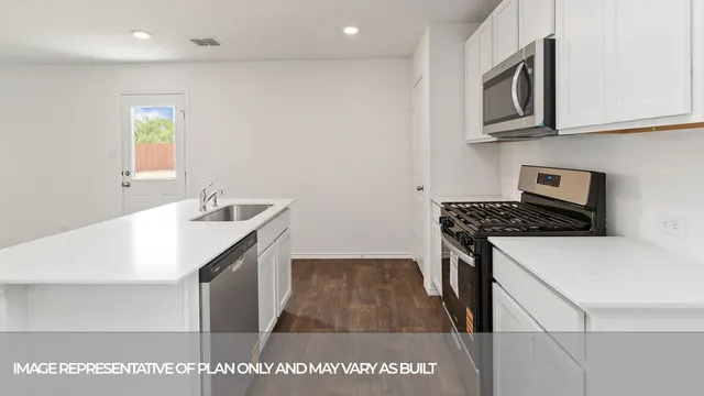 $249,990 | 2203 Lionheart Drive, Luling, TX 78648