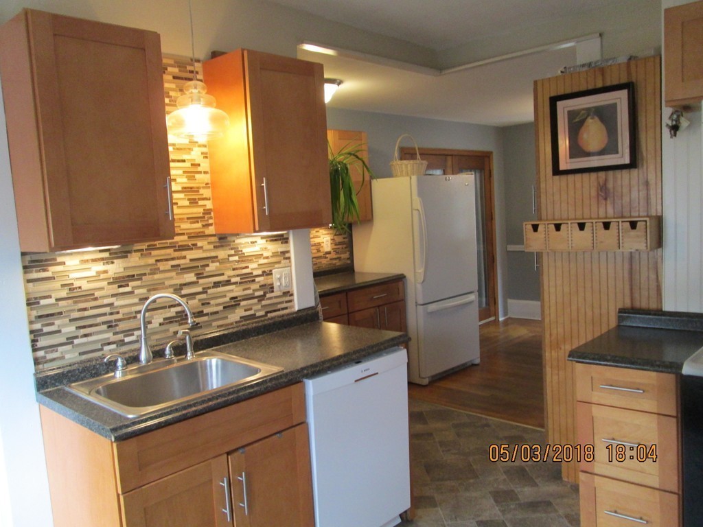 45 Rush Street Springfield, MA 01109 - Photo 4 of 27 Gallery Image 4