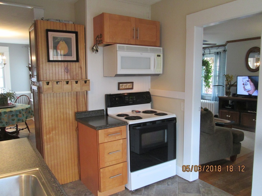 45 Rush Street Springfield, MA 01109 - Photo 6 of 27 Gallery Image 6