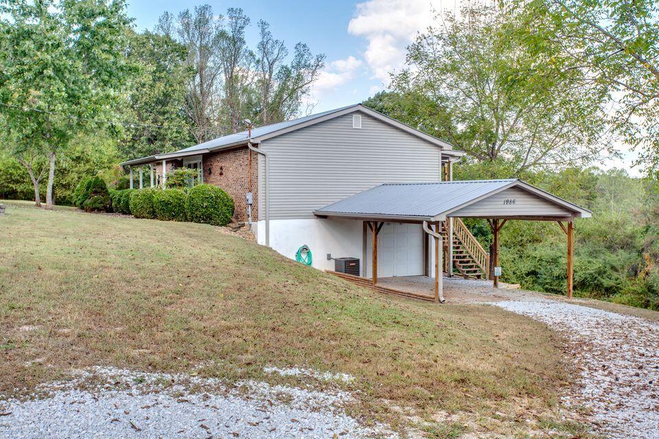 1986 Bluff Road Harriman, TN 37748 - Photo 4 of 35 20191004140434691347000000-o