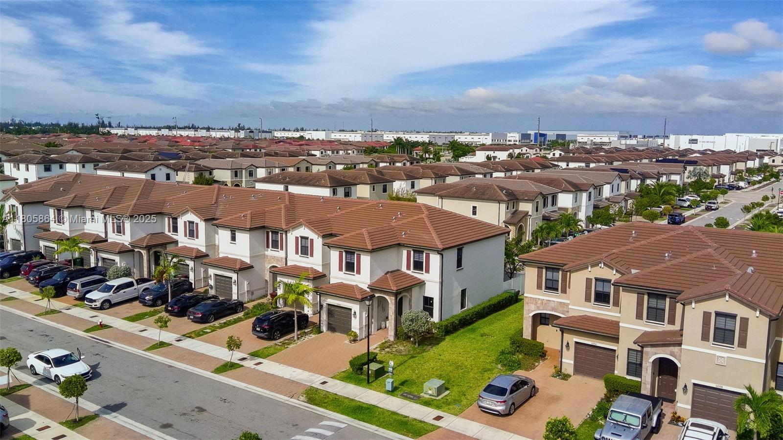 10966 West 33rd Way Hialeah, FL 33018 - Photo 36 of 43