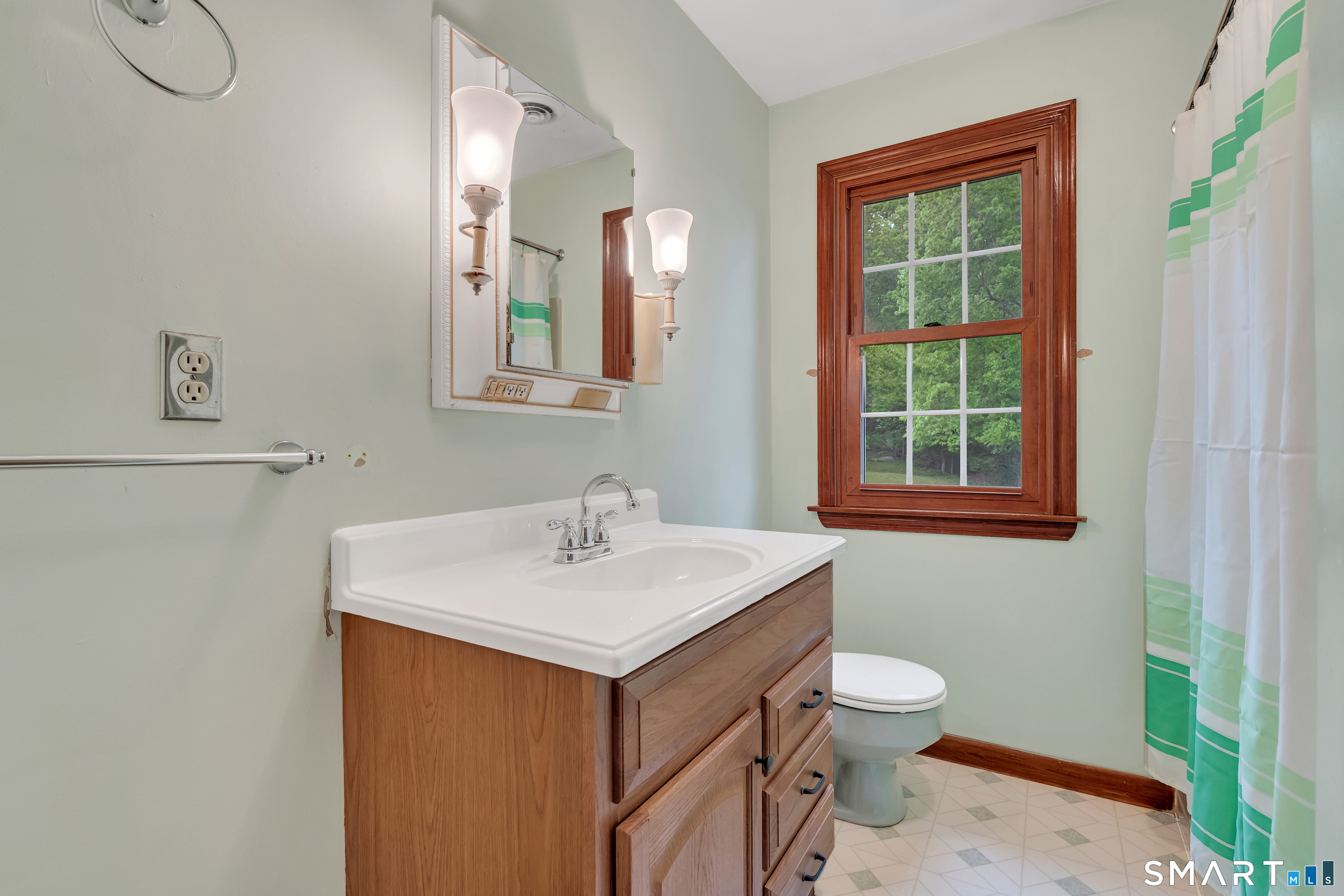 38 Roberts Road Groton, CT 06340 - Photo 21 of 40