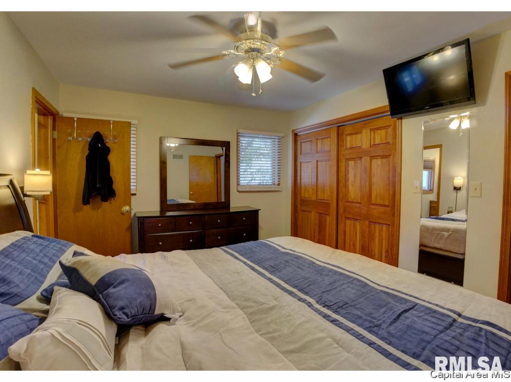 1618 Reed Avenue Springfield, IL 62704 - Photo 11 of 36 Gallery Image 11