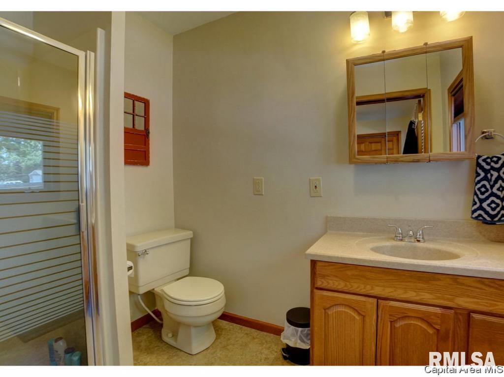 1618 Reed Avenue Springfield, IL 62704 - Photo 14 of 36 Gallery Image 14