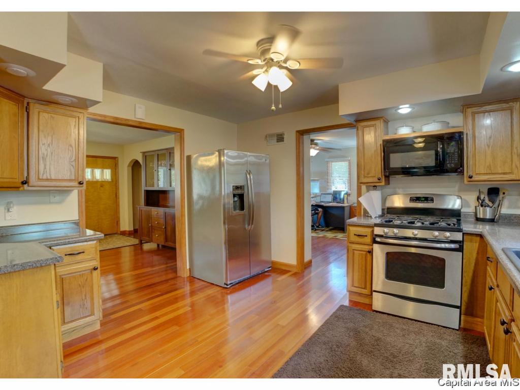 1618 Reed Avenue Springfield, IL 62704 - Photo 18 of 36 Gallery Image 18