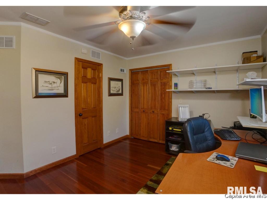 1618 Reed Avenue Springfield, IL 62704 - Photo 28 of 36 Gallery Image 28