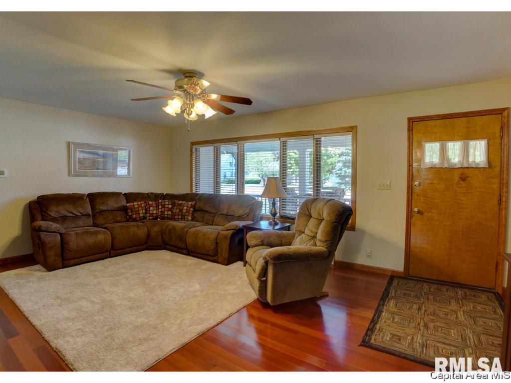 1618 Reed Avenue Springfield, IL 62704 - Photo 4 of 36 Gallery Image 4