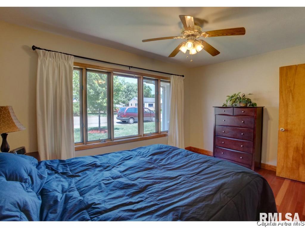 1618 Reed Avenue Springfield, IL 62704 - Photo 9 of 36 Gallery Image 9