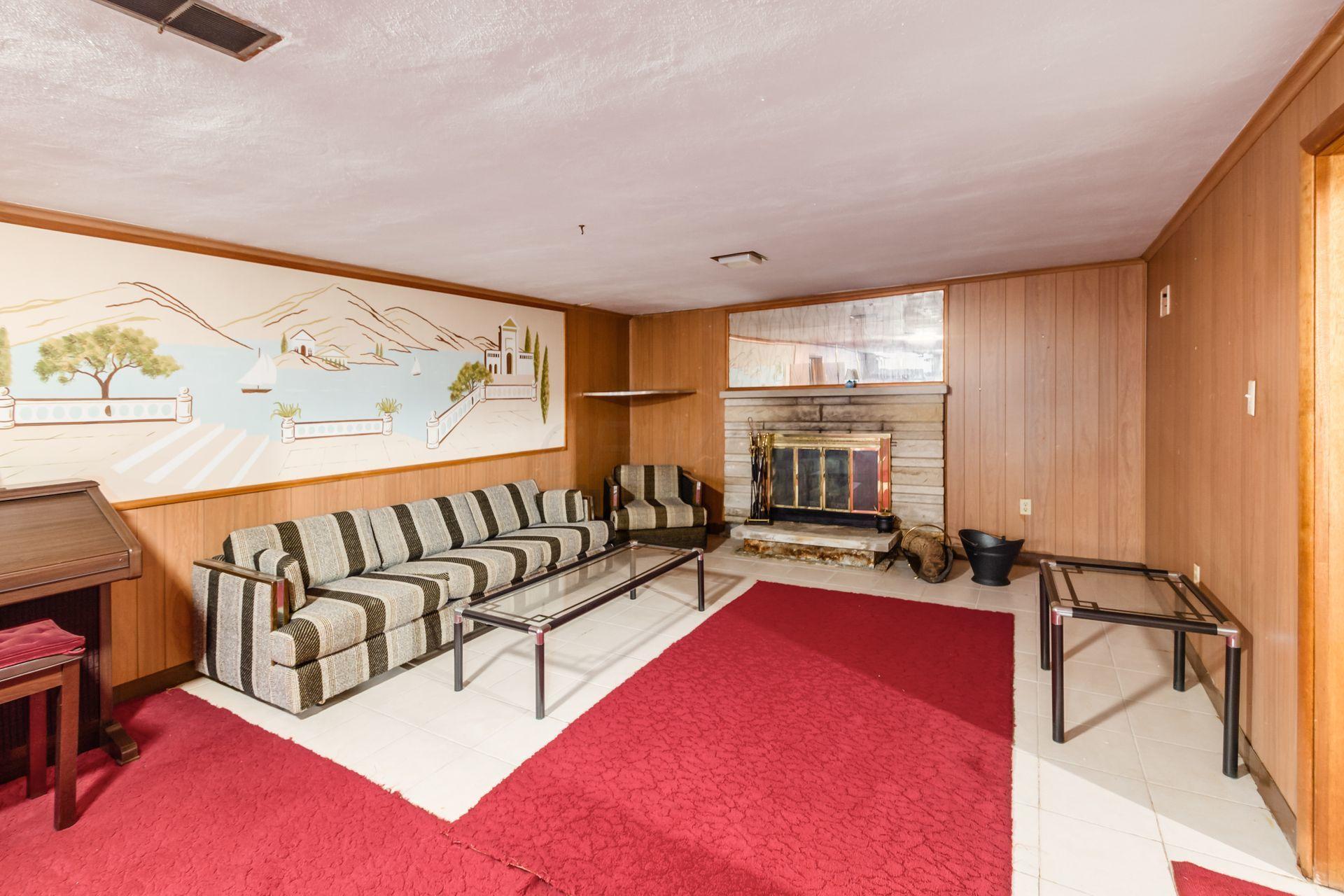 1098 Ross Road Columbus, OH 43227 - Photo 28 of 44 Gallery Image 28