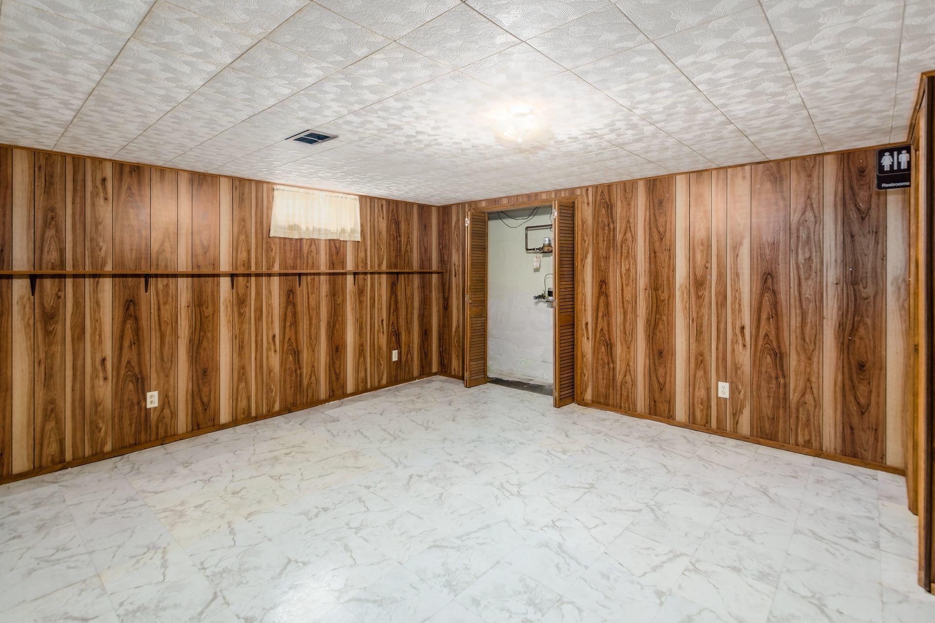 1098 Ross Road Columbus, OH 43227 - Photo 29 of 44 Gallery Image 29