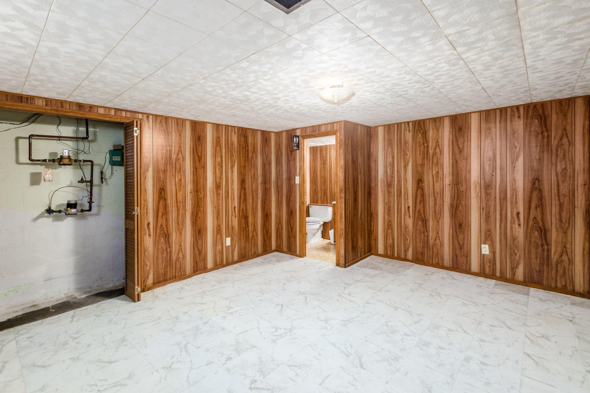 1098 Ross Road Columbus, OH 43227 - Photo 30 of 44 Gallery Image 30