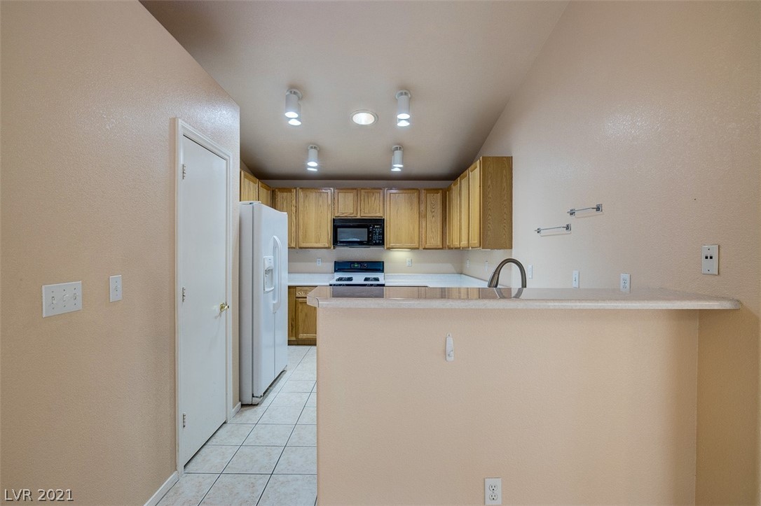 2159 Hidden Ranch Terrace Henderson, NV 89052 - Photo 9 of 40