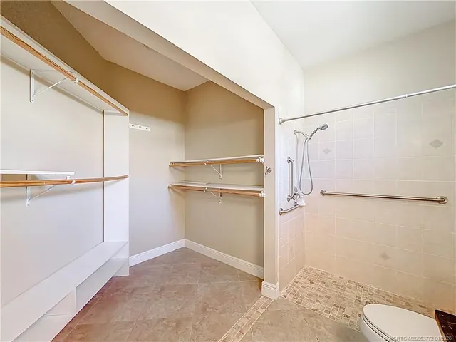 $329,000 | 211 Deleon Springs Drive, Port St. Lucie, FL 34986