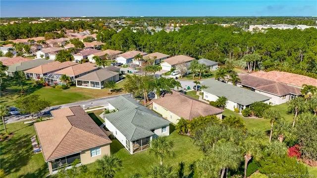 $329,000 | 211 Deleon Springs Drive, Port St. Lucie, FL 34986