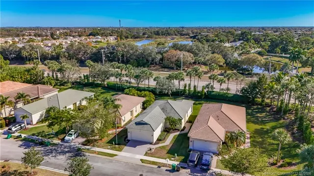 $329,000 | 211 Deleon Springs Drive, Port St. Lucie, FL 34986