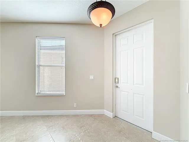 $329,000 | 211 Deleon Springs Drive, Port St. Lucie, FL 34986