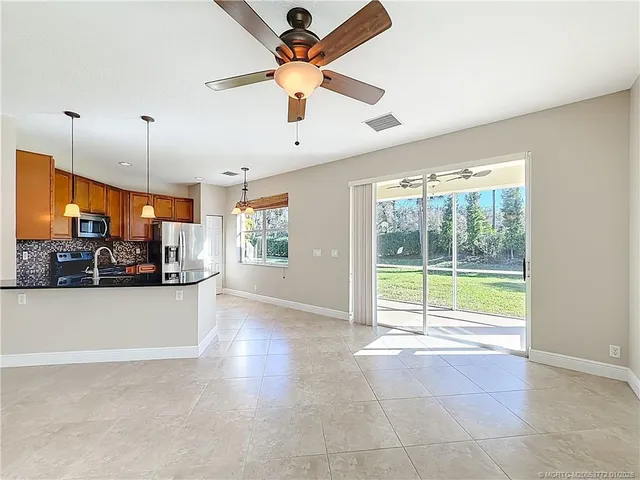 $329,000 | 211 Deleon Springs Drive, Port St. Lucie, FL 34986