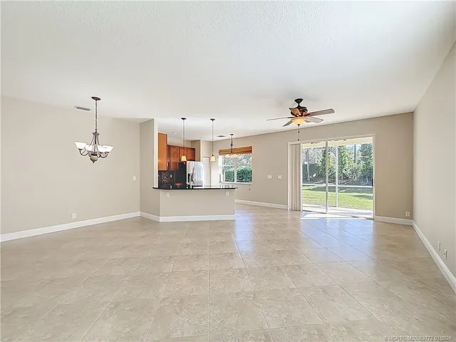 $329,000 | 211 Deleon Springs Drive, Port St. Lucie, FL 34986