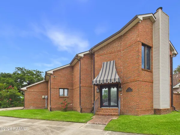 $310,000 | 100 Audubon Oaks Boulevard, Unit 29, Lafayette, LA 70506
