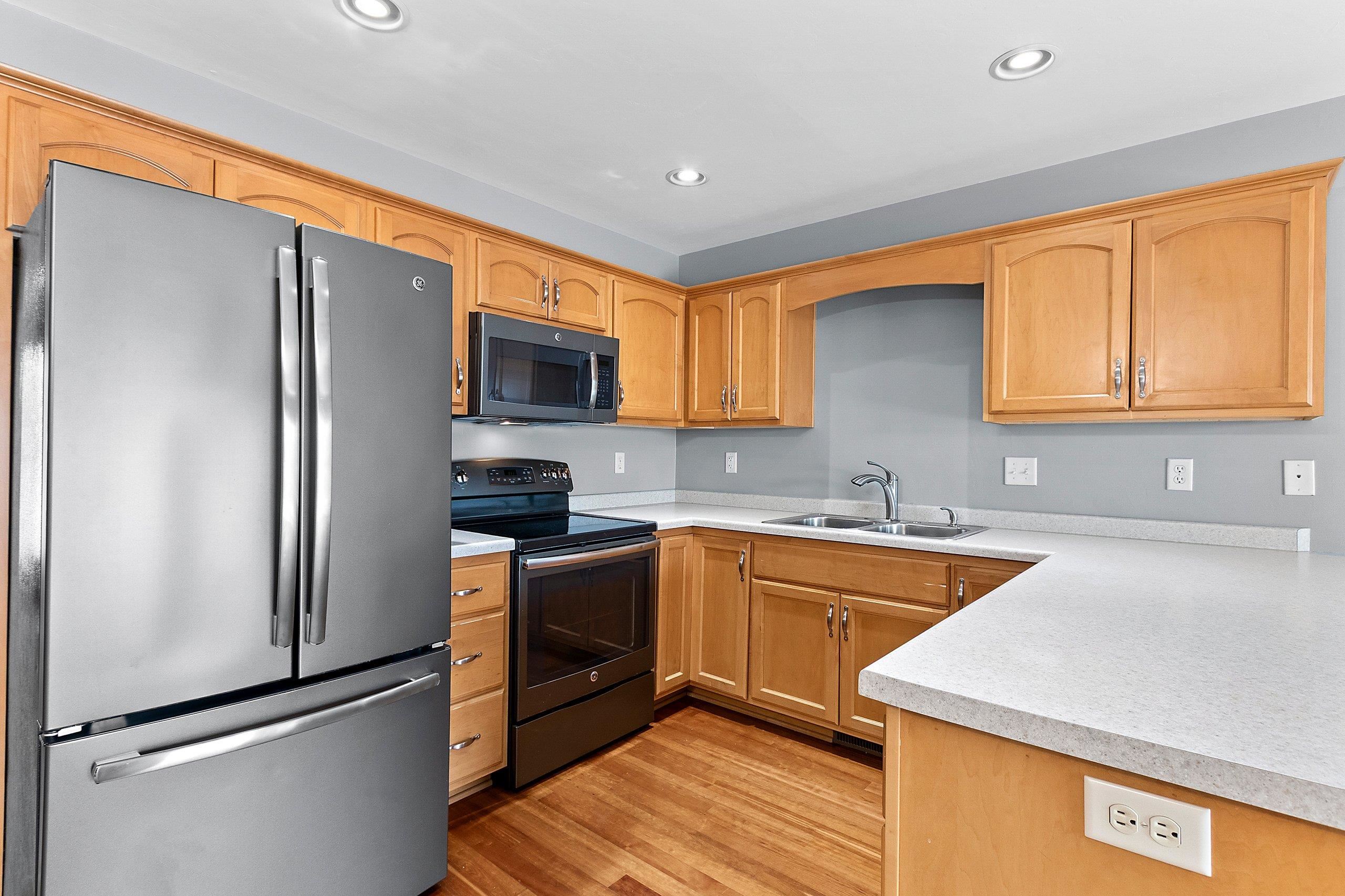 2191 Trailside Lane De Pere, WI 54115 - Photo 13 of 41