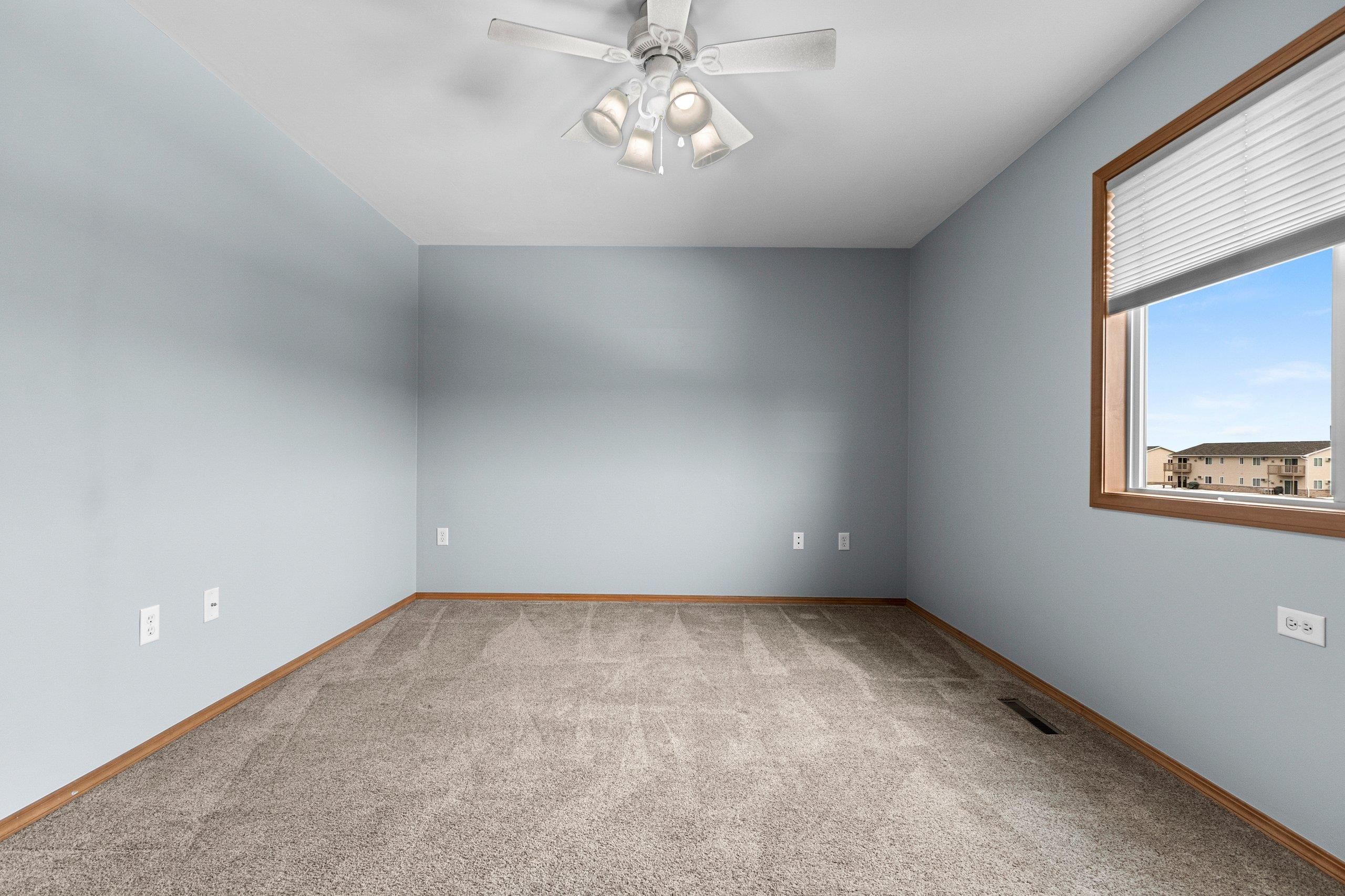 2191 Trailside Lane De Pere, WI 54115 - Photo 20 of 41