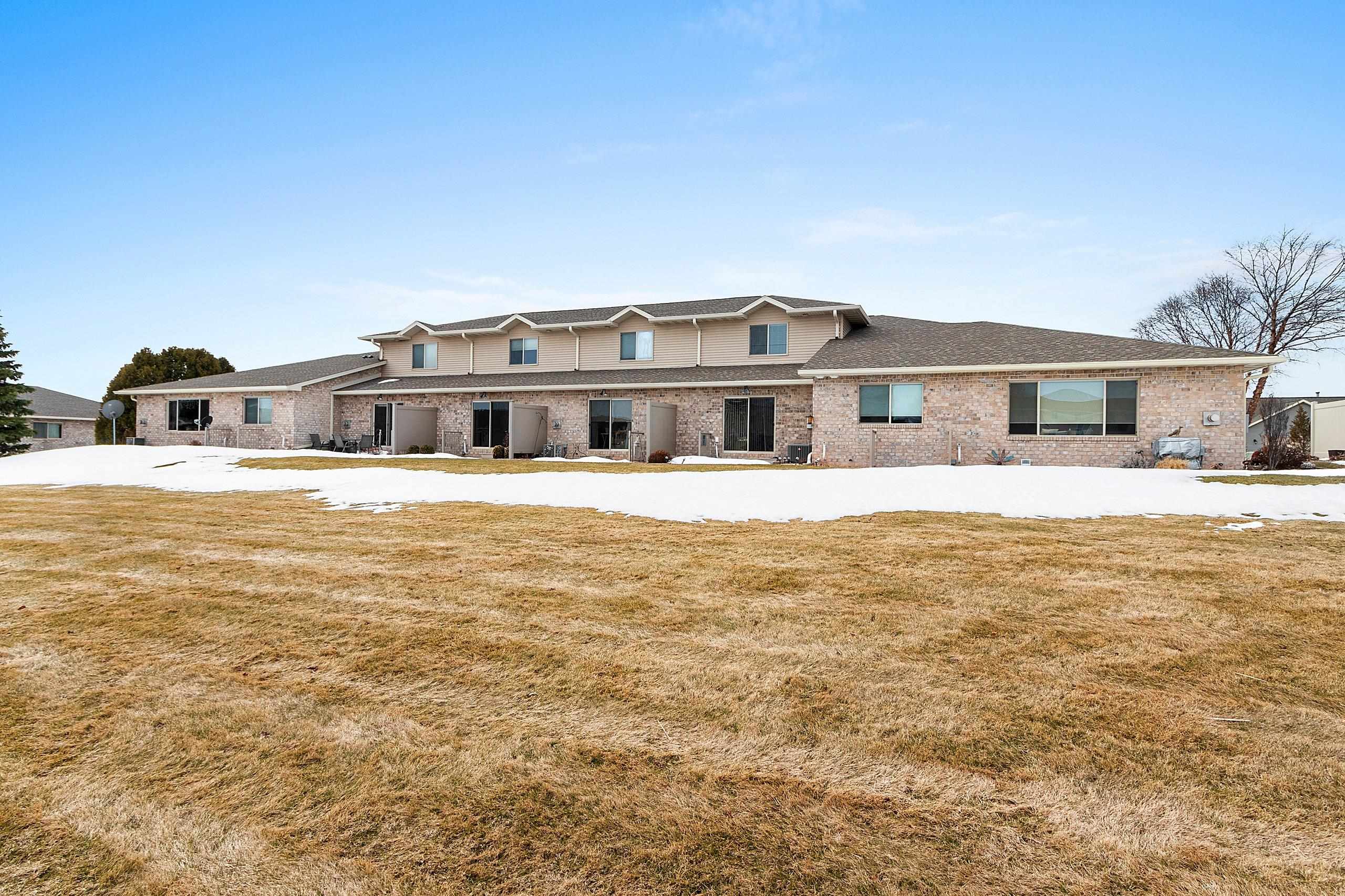 2191 Trailside Lane De Pere, WI 54115 - Photo 38 of 47