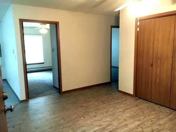 $900 | 745 Streeter Drive, Other, SD 57049