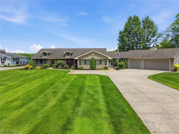 $925,000 | 806 Rome Rock Creek Road, Rome, OH 44085