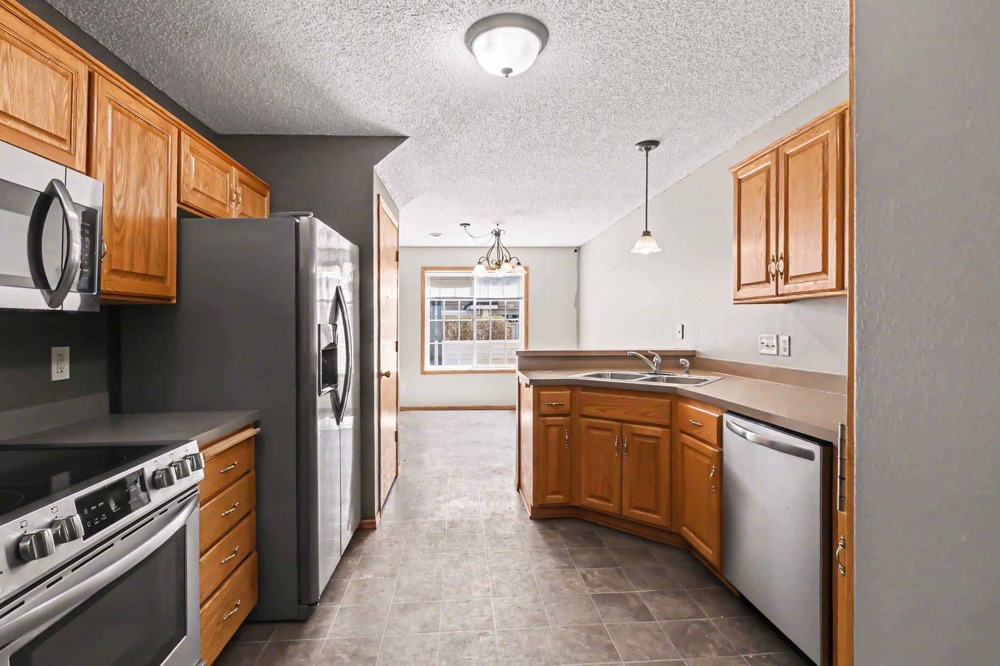15320 Radium Way Northwest Ramsey, MN 55303 - Photo 6 of 24