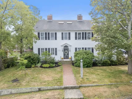 $829,000 | 15 High Street, Unit D, Rockport, MA 01966