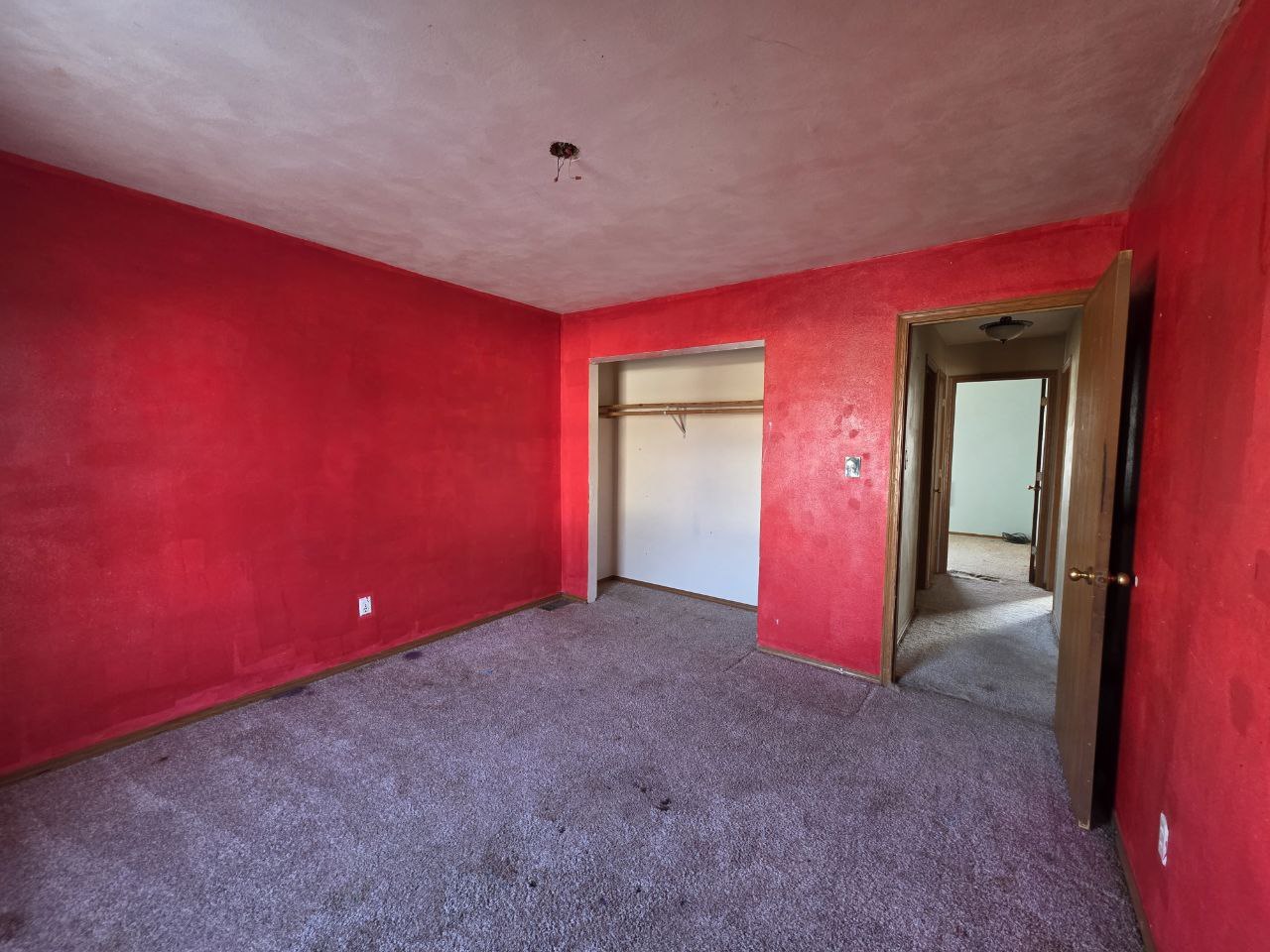310 West 4th S Street Mount Olive, IL 62069 - Photo 6 of 10 a view of empty room