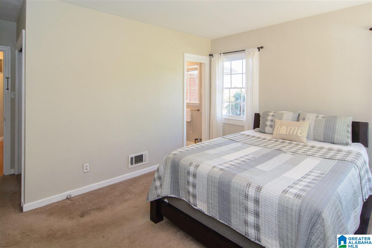 901 57th Street South Birmingham, AL 35212 - Photo 23 of 39