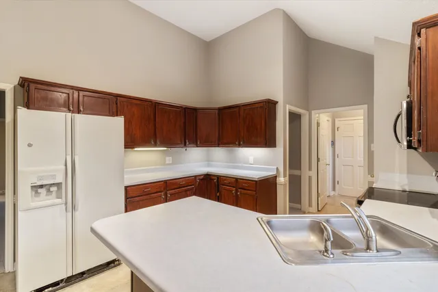 $249,900 | 8532 Shingle Oaks Drive, Cordova, TN 38018