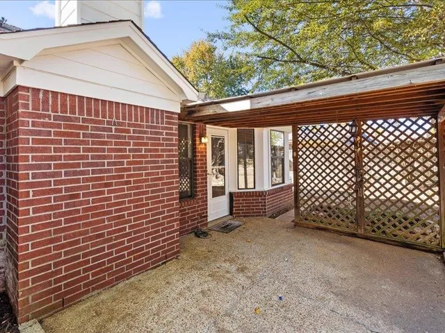 $249,900 | 8532 Shingle Oaks Drive, Cordova, TN 38018