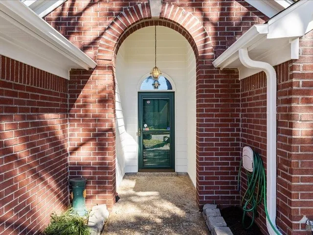 $249,900 | 8532 Shingle Oaks Drive, Cordova, TN 38018