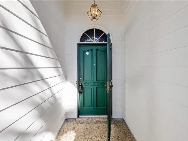 $249,900 | 8532 Shingle Oaks Drive, Cordova, TN 38018