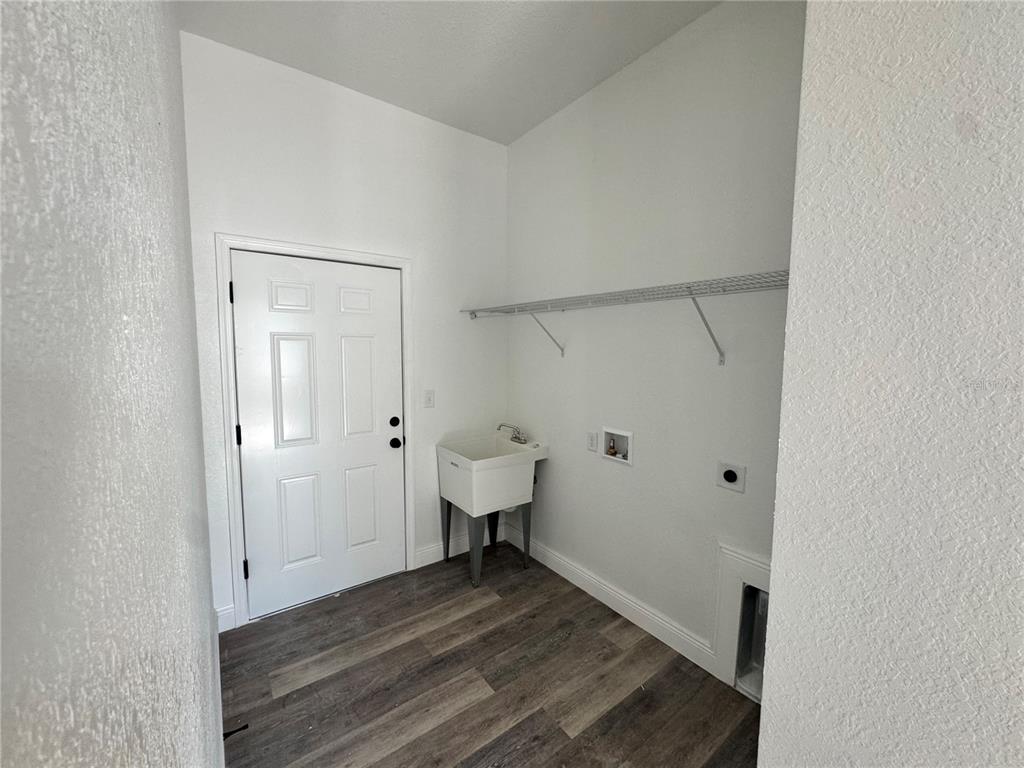 12757 Southeast 104th Terrace Belleview, FL 34420 - Photo 14 of 22