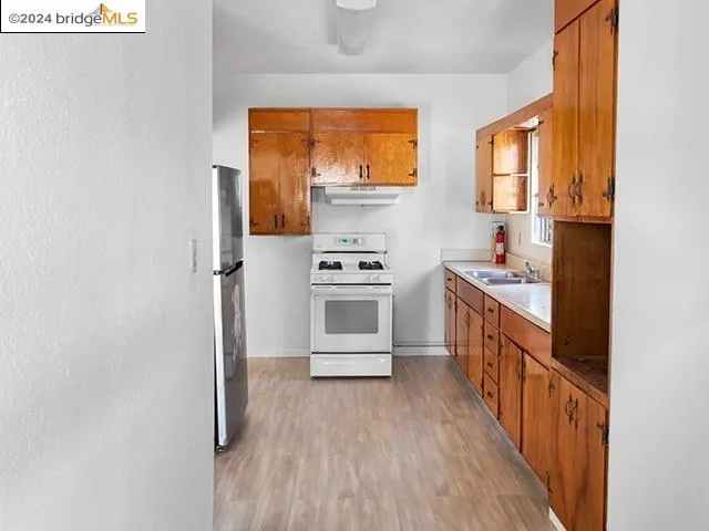 $2,399 | 698 Brockhurst Street, Unit A, Oakland, CA 94609