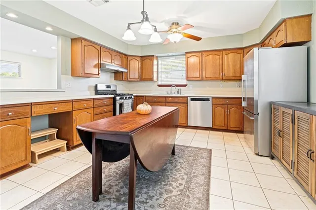 $310,000 | 804 Sophia Street, River Ridge, LA 70123